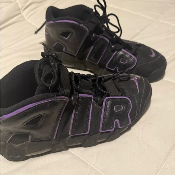 Nike Black and Purple Sneakers - Picture 2 of 11